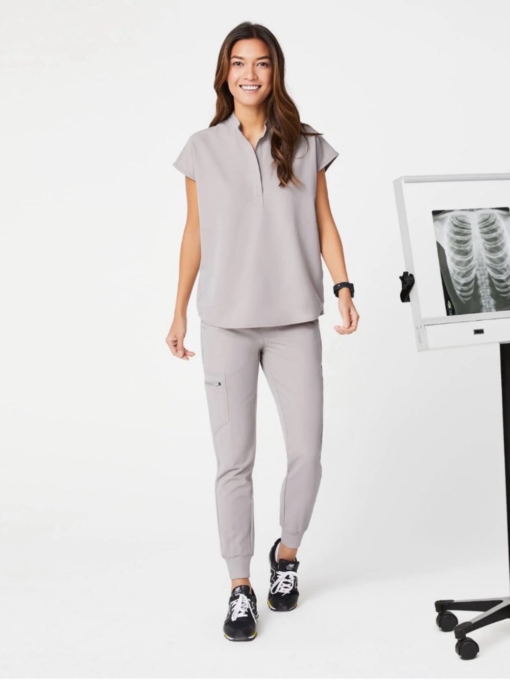 FIGS SCRUB TOP